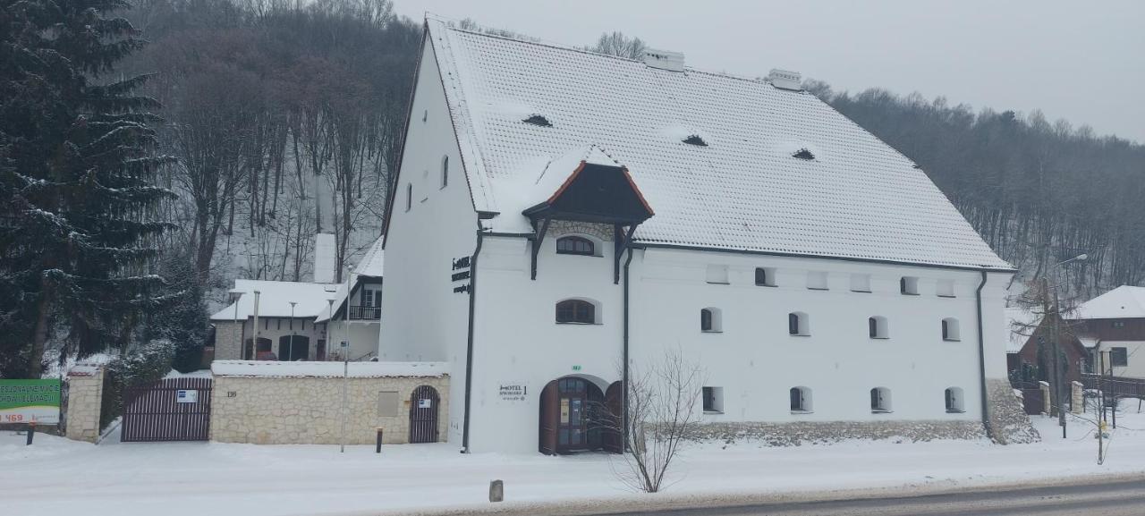Hotel Spichlerz Pierwszy Spa & Wellness Kazimierz Dolny Dış mekan fotoğraf